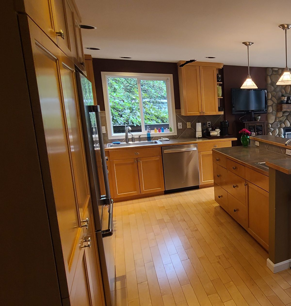 Kitchen before remodel - original layout from back of kitchen